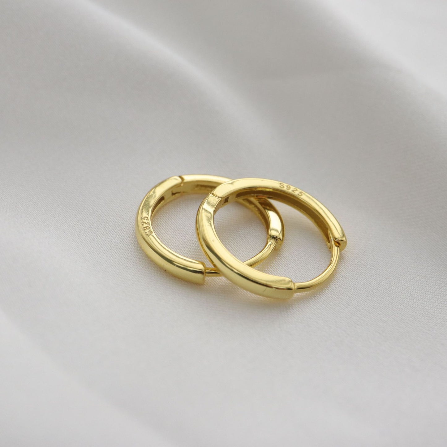 Simple Hoop Earrings