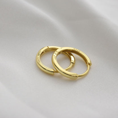 Simple Hoop Earrings