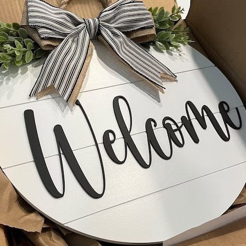 Seasonal Wooden Door Hanger